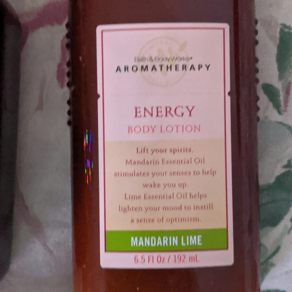 Bath & body works aromatherapy mandarin lime hand soap and body lotion - Picture 2 of 3